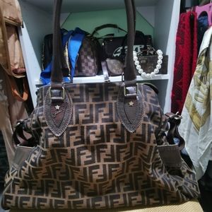(sold)100% Authentic Fendi De Jour Large Zucca